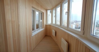 Отделка, остекление, утепление балконов в Учалах от 206 руб. м/2.