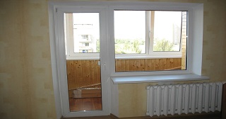 Ремонт балконной двери Учалы, цена от 978 руб.